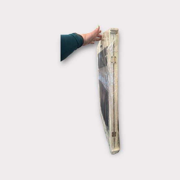 Mirror - Picture 4 of 4